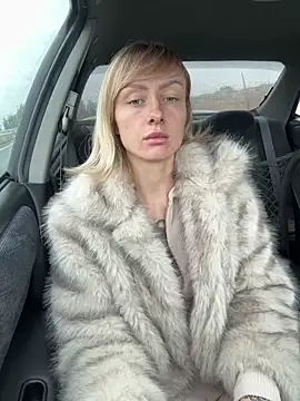 Snapshot of haileyhope_ chatting on February 12, 2026, 11:05 am haileyhope online show from February 12, 2026, 11:05 am