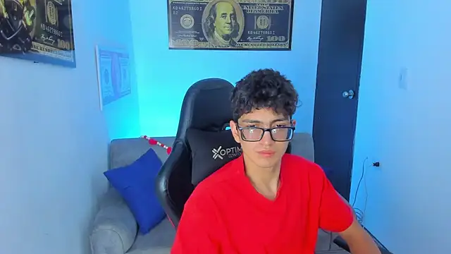 Snapshot of TylerWhite_ chatting on February 15, 2025, 6:23 am TylerWhite  online show from February 15, 2025, 6:23 am