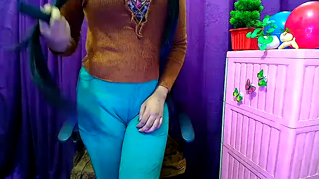 Snapshot of Kashish_11 chatting on December 17, 2024, 10:55 am Kashish 11 online show from December 17, 2024, 10:55 am