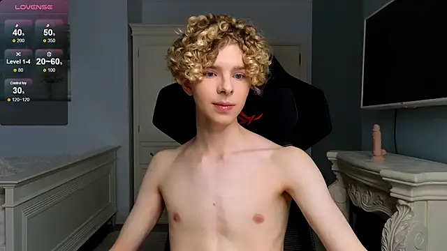 Snapshot of Kudi_Minnt chatting on October 11, 2025, 4:05 pm Kudi Minnt online show from October 11, 2025, 4:05 pm