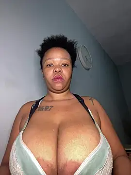 Snapshot of Mandy-101 chatting on March 8, 2026, 5:44 am Mandy-101 online show from March 8, 2026, 5:44 am