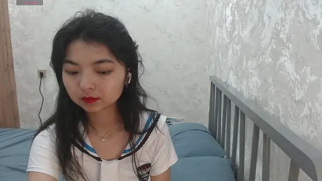 Snapshot of Shy_Kira chatting on July 6, 2026, 8:55 am Shy Kira online show from July 6, 2026, 8:55 am