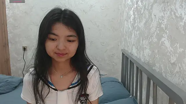 Snapshot of Shy_Kira chatting on July 6, 2026, 3:03 pm Shy Kira online show from July 6, 2026, 3:03 pm