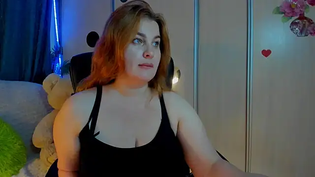 CoraSwon online show from June 8, 2026, 5:02 pm
