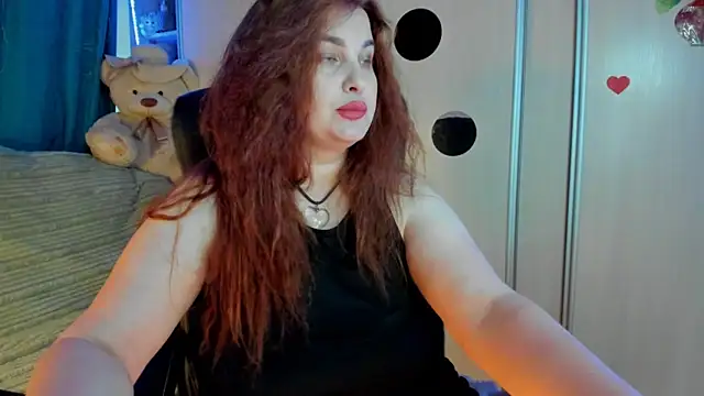 CoraSwon online show from June 12, 2026, 3:00 pm