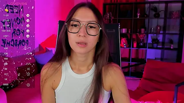 LanaBaker online show from November 16, 2025, 3:01 am