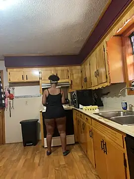 Snapshot of KLoveeee chatting on March 12, 2025, 5:38 pm KLoveeee online show from March 12, 2025, 5:38 pm