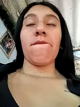 Snapshot of Nathalia-001 chatting on December 14, 2024, 3:04 pm Nathalia-001 online show from December 14, 2024, 3:04 pm