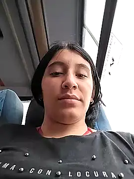 Snapshot of Nathalia-001 chatting on December 27, 2024, 2:22 pm Nathalia-001 online show from December 27, 2024, 2:22 pm