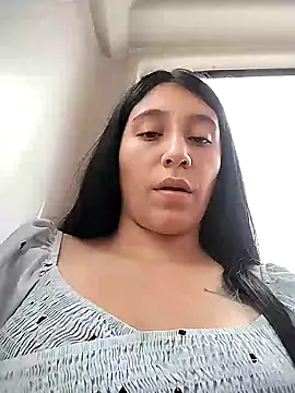 Snapshot of Nathalia-001 chatting on January 2, 2025, 5:39 pm Nathalia-001 online show from January 2, 2025, 5:39 pm