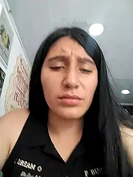 Snapshot of Nathalia-001 chatting on February 6, 2025, 5:51 pm Nathalia-001 online show from February 6, 2025, 5:51 pm