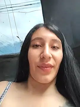 Snapshot of Nathalia-001 chatting on February 21, 2025, 2:48 pm Nathalia-001 online show from February 21, 2025, 2:48 pm