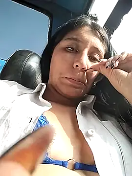 Snapshot of Nathalia-001 chatting on March 13, 2025, 9:05 pm Nathalia-001 online show from March 13, 2025, 9:05 pm