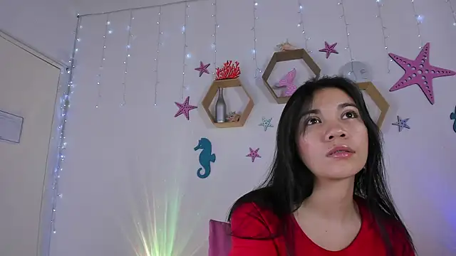 Snapshot of Emiily_Parkerr chatting on February 28, 2025, 3:04 am Emiily Parkerr online show from February 28, 2025, 3:04 am