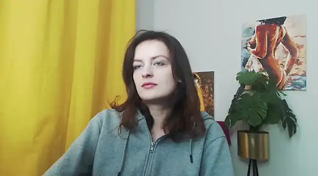 juicyNadine online show from December 3, 2024, 6:15 am