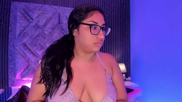 Snapshot of CANDYGABYY chatting on January 15, 2025, 8:26 pm CANDYGABYY online show from January 15, 2025, 8:26 pm