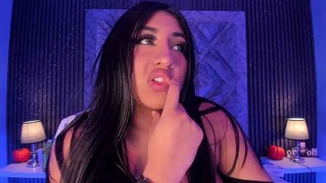 Snapshot of CANDYGABYY chatting on January 24, 2025, 10:11 am CANDYGABYY online show from January 24, 2025, 10:11 am