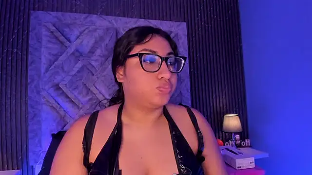 Snapshot of CANDYGABYY chatting on January 27, 2025, 10:27 pm CANDYGABYY online show from January 27, 2025, 10:27 pm