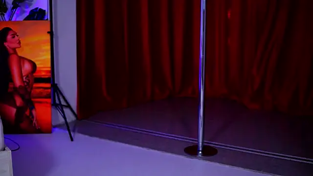 NatyDesiree online show from November 26, 2025, 10:16 am