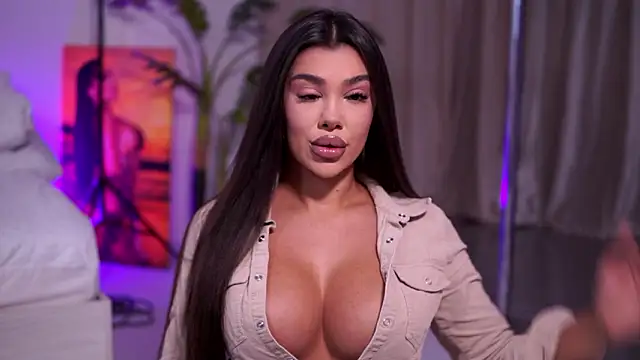 NatyDesiree online show from February 20, 2026, 7:58 pm