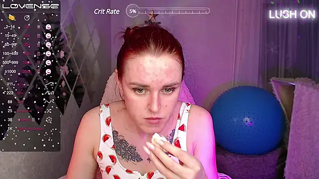 Bella  Swoon online show from December 13, 2024, 2:49 pm