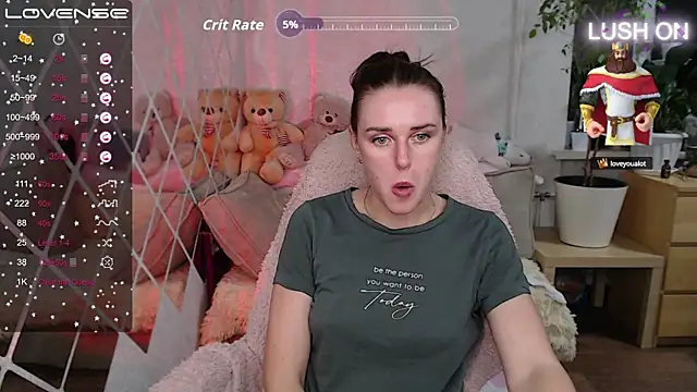 Snapshot of Bella__Swoon chatting on September 27, 2025, 2:55 pm Bella Swoon online show from September 27, 2025, 2:55 pm