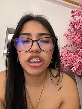 SaritaHot 69 online show from December 17, 2024, 6:42 pm