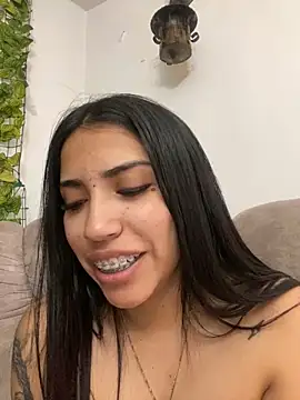 SaritaHot 69 online show from December 26, 2024, 7:05 pm