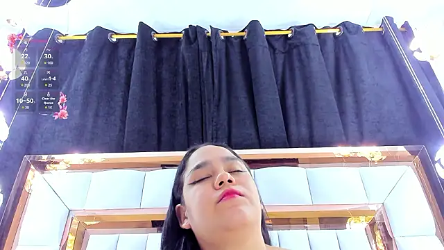 Snapshot of RileySweett chatting on March 10, 2026, 11:48 am RileySweett online show from March 10, 2026, 11:48 am