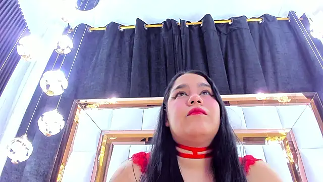 Snapshot of RileySweett chatting on March 11, 2026, 11:49 am RileySweett online show from March 11, 2026, 11:49 am