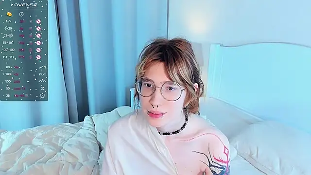 DarkNun online show from January 5, 2025, 11:12 pm