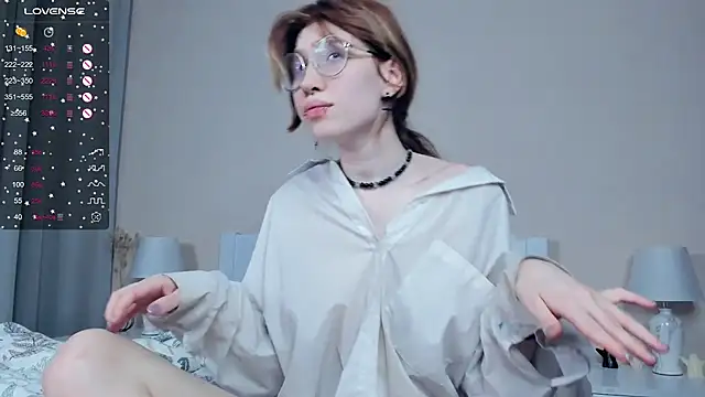 DarkNun online show from February 7, 2025, 10:09 pm