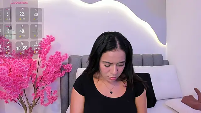 karol rivera  online show from November 20, 2025, 11:04 pm