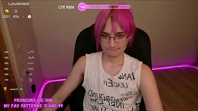 Snapshot of CuteYukiKun chatting on February 2, 2025, 10:28 pm CuteYukiKun online show from February 2, 2025, 10:28 pm