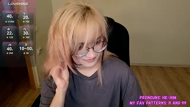 Snapshot of CuteYukiKun chatting on September 26, 2025, 8:35 pm CuteYukiKun online show from September 26, 2025, 8:35 pm