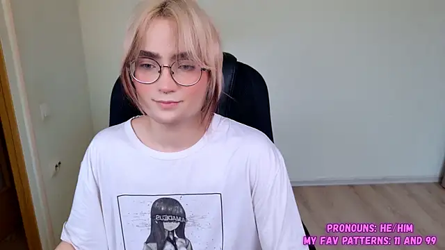 Snapshot of CuteYukiKun chatting on September 29, 2025, 7:57 am CuteYukiKun online show from September 29, 2025, 7:57 am