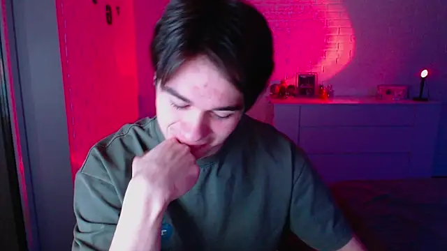 Snapshot of MarkusDean chatting on February 13, 2026, 4:14 pm MarkusDean online show from February 13, 2026, 4:14 pm