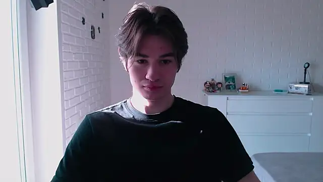 Snapshot of MarkusDean chatting on April 5, 2026, 12:02 pm MarkusDean online show from April 5, 2026, 12:02 pm