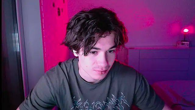 Snapshot of MarkusDean chatting on April 29, 2026, 6:03 pm MarkusDean online show from April 29, 2026, 6:03 pm
