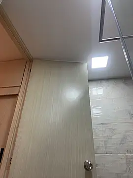 uniquerossie online show from February 3, 2026, 6:51 am