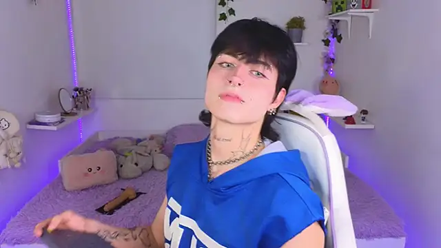 Snapshot of Baby_Xian chatting on November 21, 2025, 7:51 am Baby Xian online show from November 21, 2025, 7:51 am