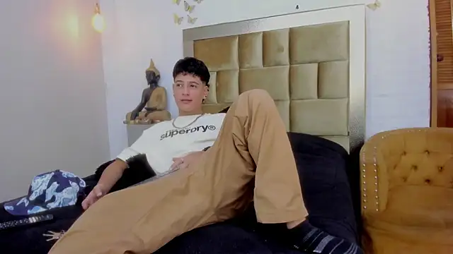 Snapshot of Levy_Steve chatting on March 11, 2025, 2:54 am Levy Steve online show from March 11, 2025, 2:54 am