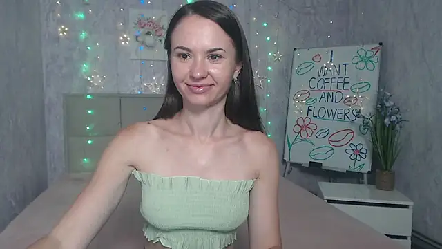 Snapshot of KaraCriegs chatting on September 15, 2025, 5:13 pm KaraCriegs online show from September 15, 2025, 5:13 pm