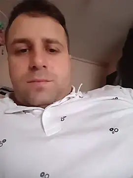 LucianM6 online show from November 20, 2025, 7:19 am