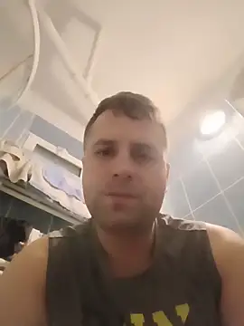 LucianM6 online show from November 21, 2025, 8:29 pm