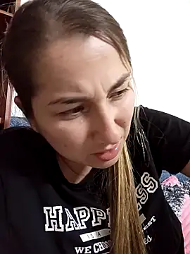 Snapshot of Iris_love18 chatting on October 23, 2025, 1:16 am Iris love18 online show from October 23, 2025, 1:16 am