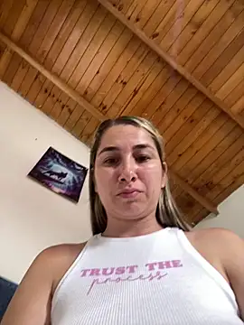 Iris love18 online show from April 29, 2026, 5:30 pm