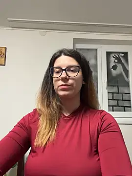 NadiraNoor online show from November 29, 2025, 9:51 pm