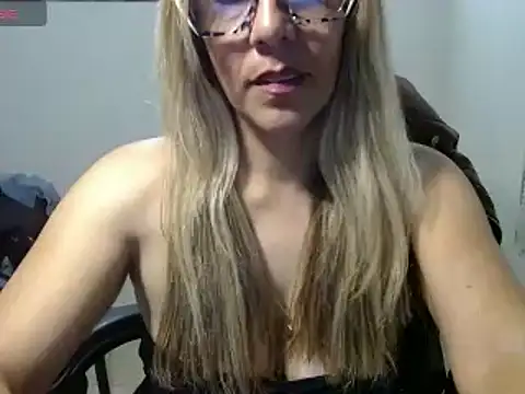 horny paty online show from December 21, 2024, 4:36 pm