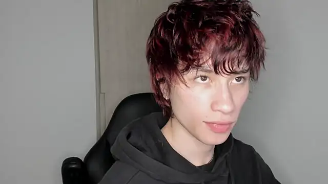 liamelf online show from January 15, 2026, 4:50 am